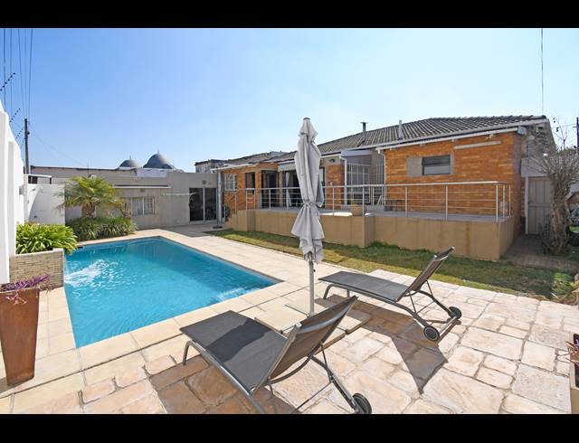 3 BEDROOM HOUSE FOR SALE IN CROSBY